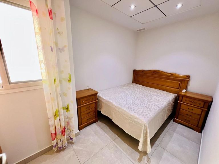 Property thumbnail 11