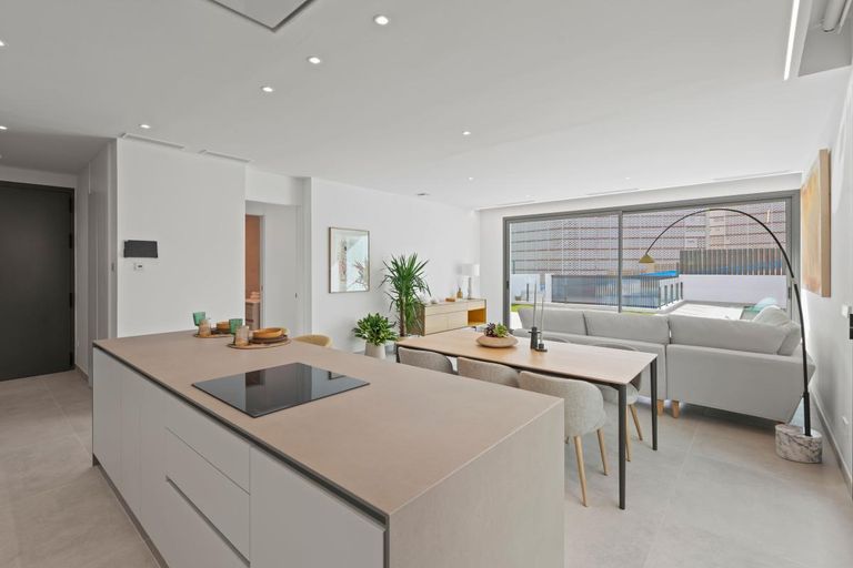 Property thumbnail 12