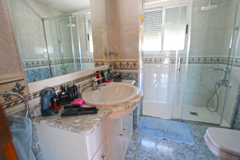 Property thumbnail 25