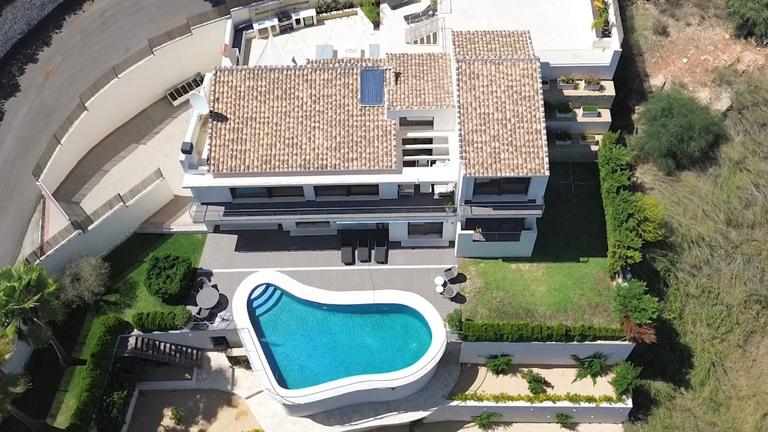 Property thumbnail 2