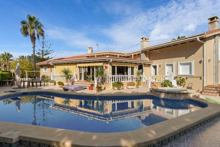 Property thumbnail 1