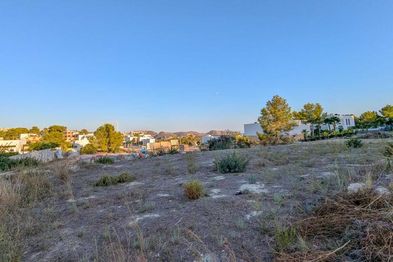 Property thumbnail 6