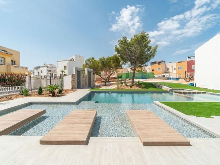 Property thumbnail 7