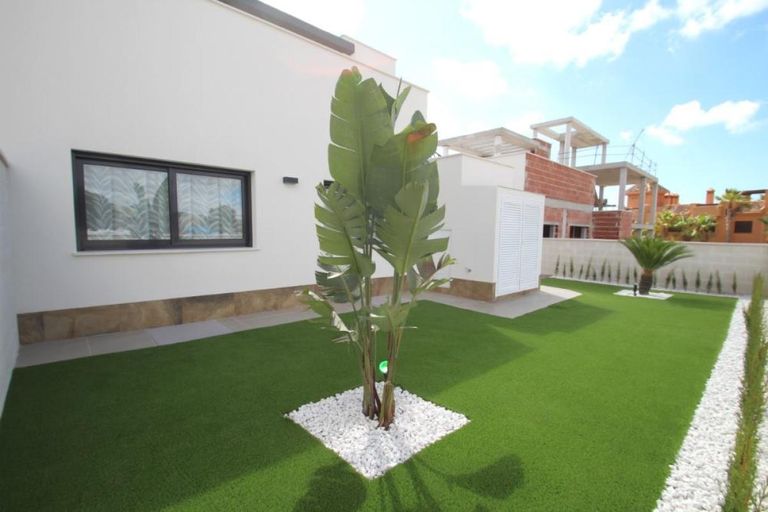 Property thumbnail 25