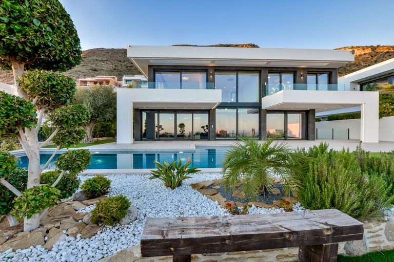 Property thumbnail 2