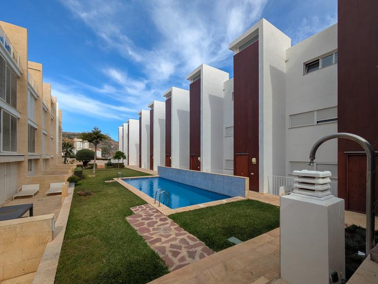 Property thumbnail 2
