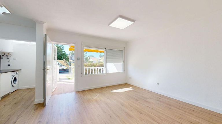 Property thumbnail 8