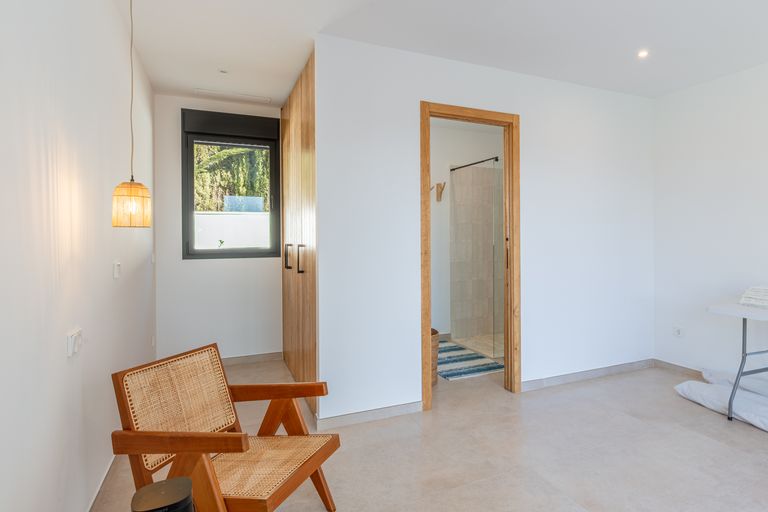 Property thumbnail 40