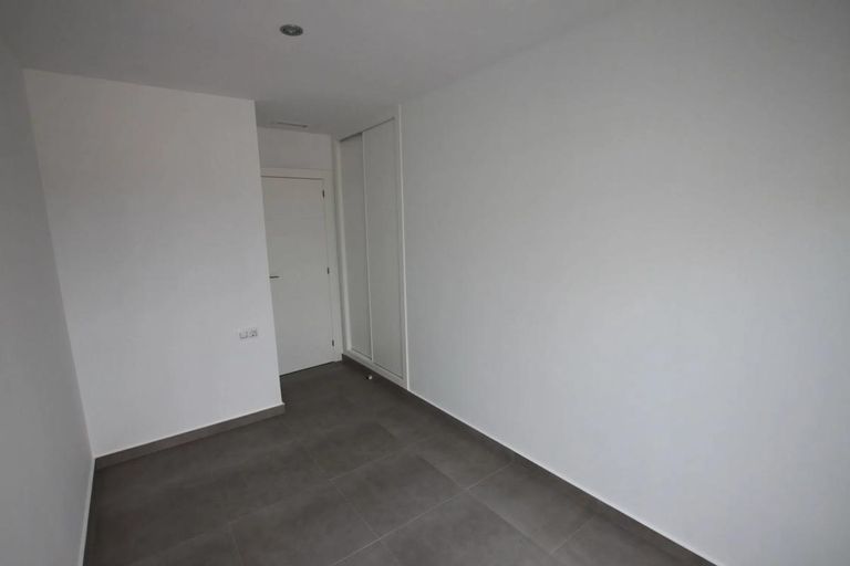Property thumbnail 24