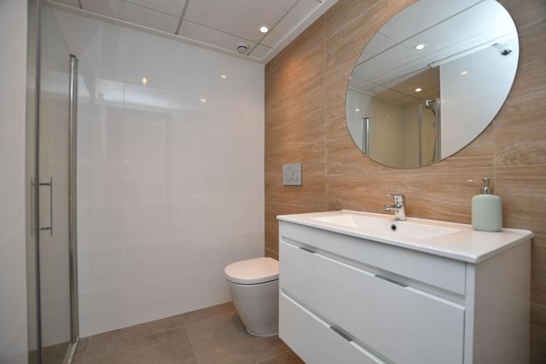 Property thumbnail 9