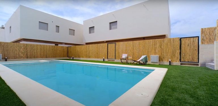 Property thumbnail 12