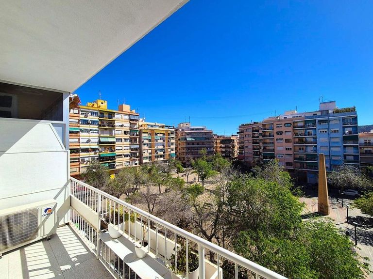 Property thumbnail 1