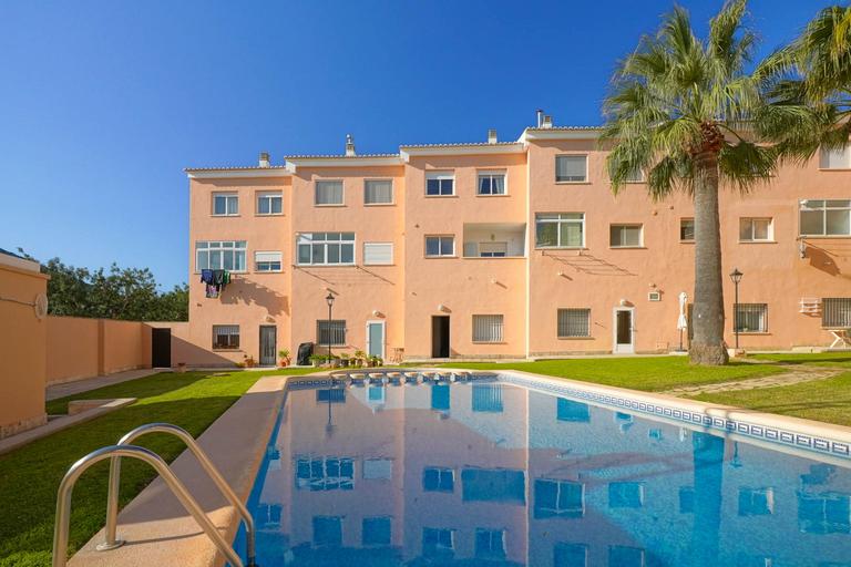 Property thumbnail 1