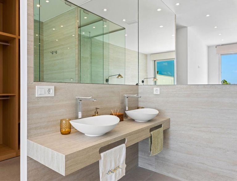 Property thumbnail 13