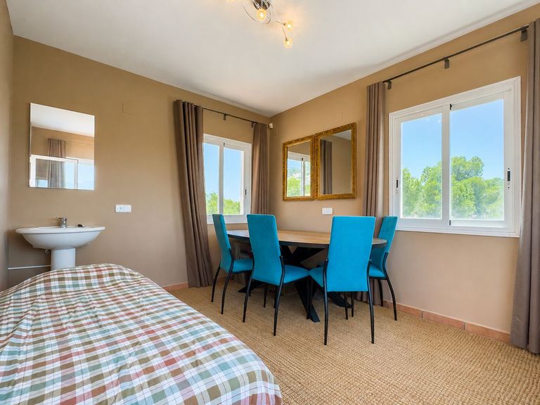 Property thumbnail 39