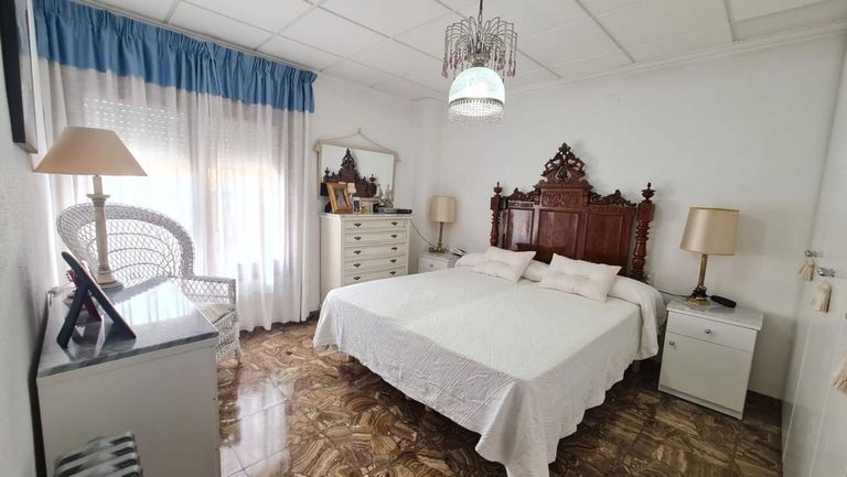 Property thumbnail 10