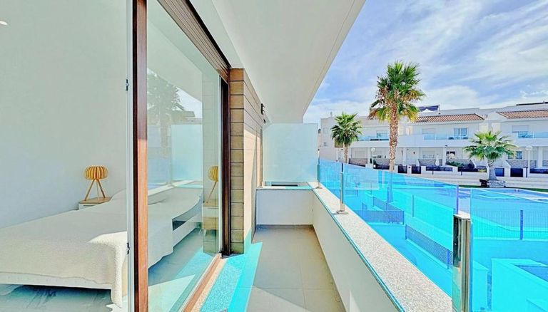 Property thumbnail 11