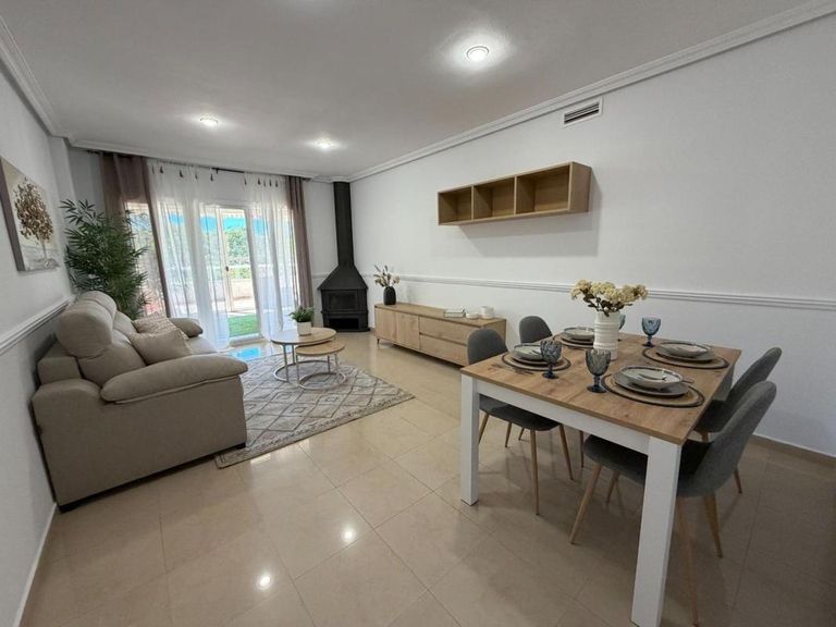 Property thumbnail 11