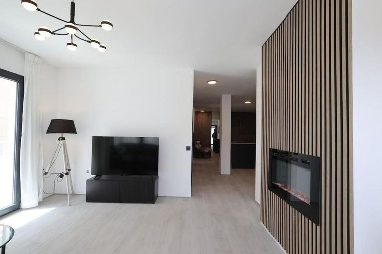 Property thumbnail 16