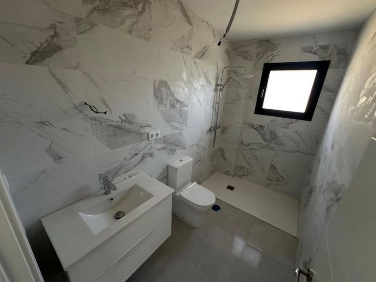 Property thumbnail 19
