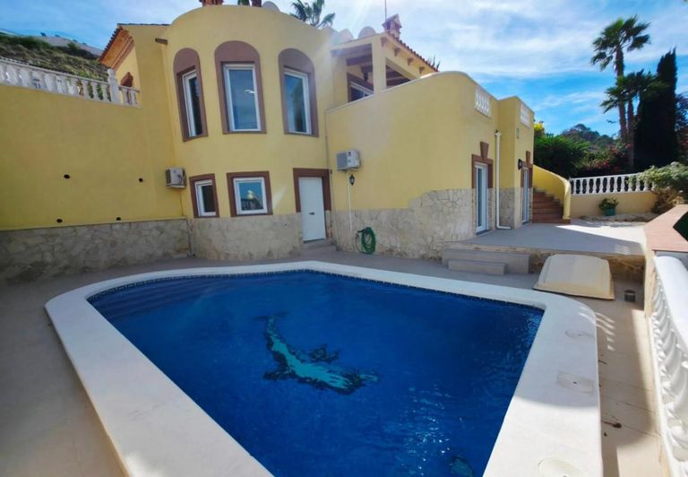 Property thumbnail 4