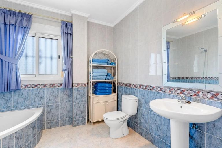 Property thumbnail 28