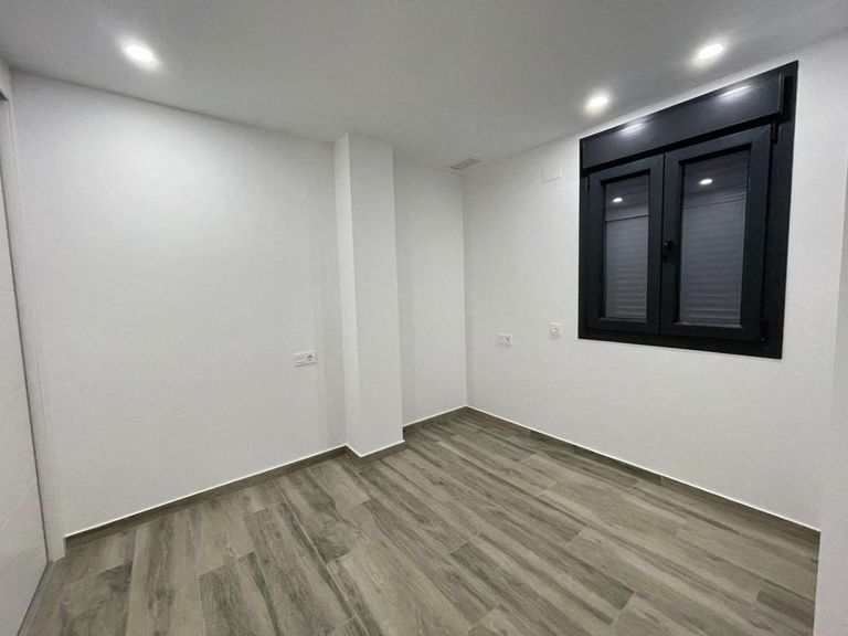 Property thumbnail 30