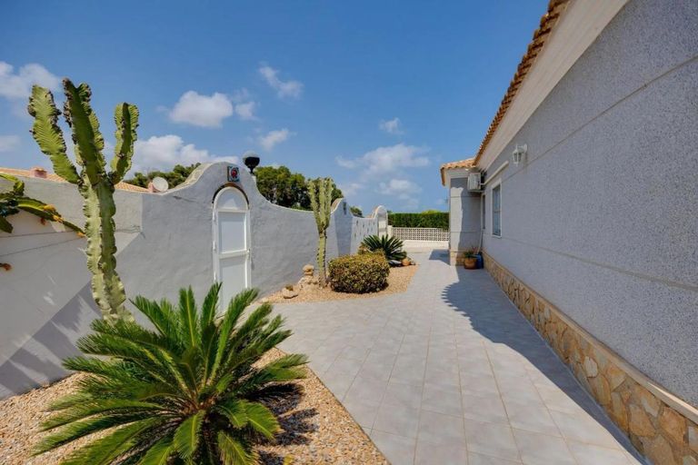 Property thumbnail 17