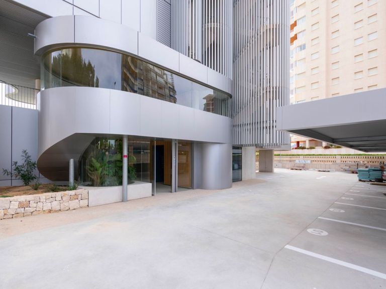 Property thumbnail 9