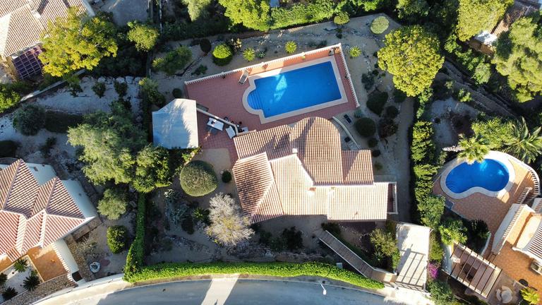 Property thumbnail 9
