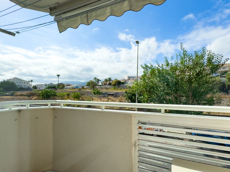 Property thumbnail 2