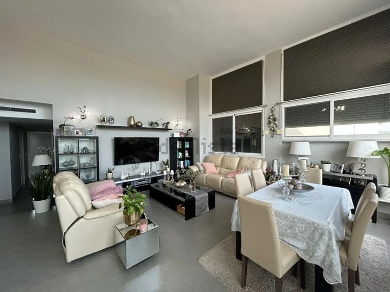 Property thumbnail 10