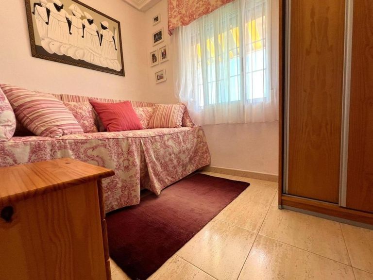 Property thumbnail 12