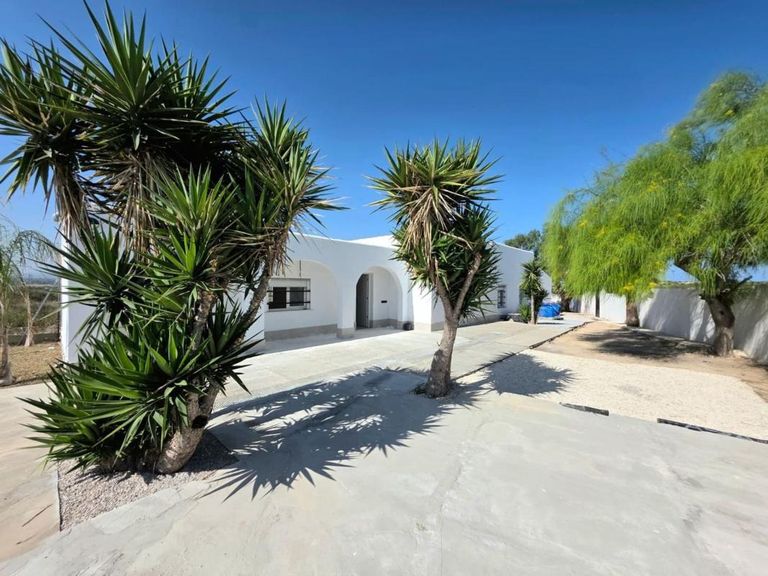 Property thumbnail 1