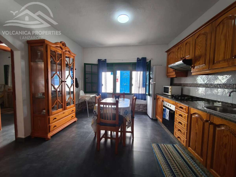 Property thumbnail 1