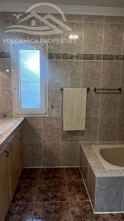 Property thumbnail 24