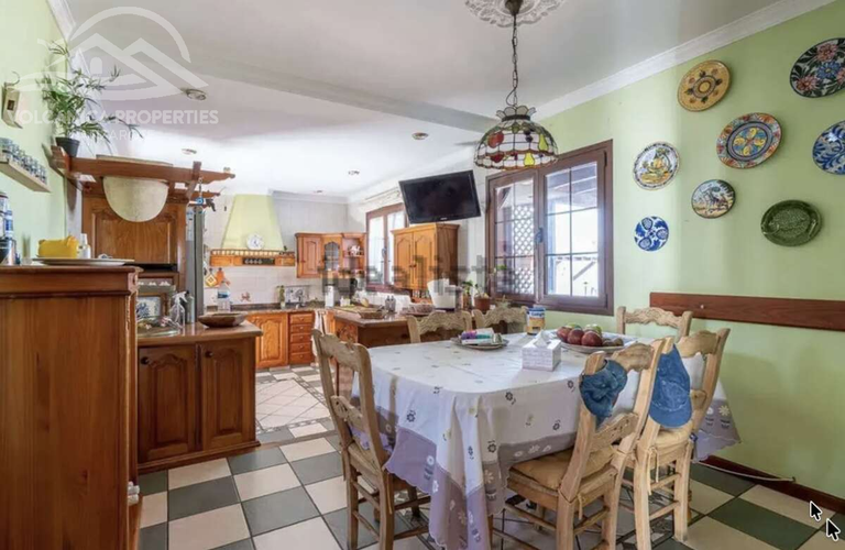 Property thumbnail 8