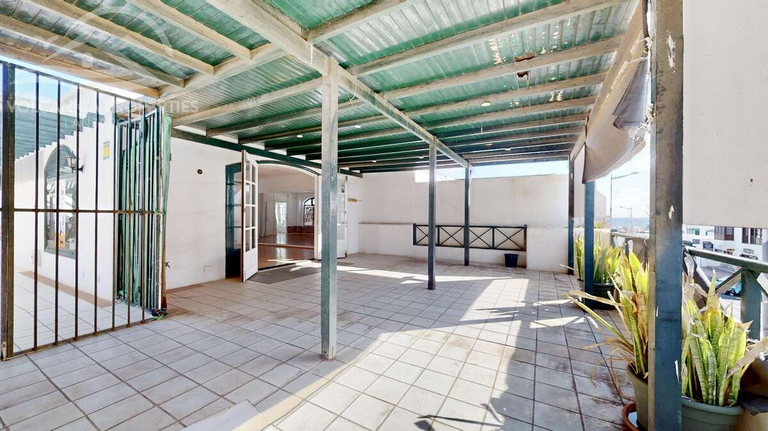 Property thumbnail 1