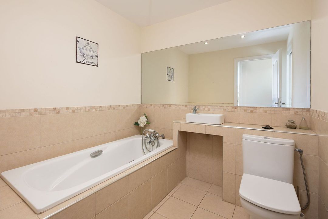 Property image 46