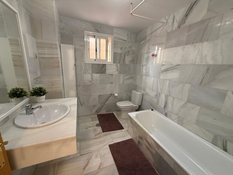 Property thumbnail 14