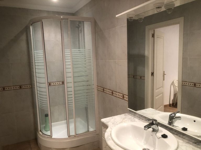 Property thumbnail 10