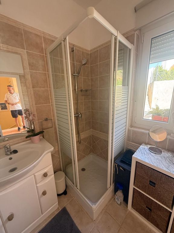 Property thumbnail 18