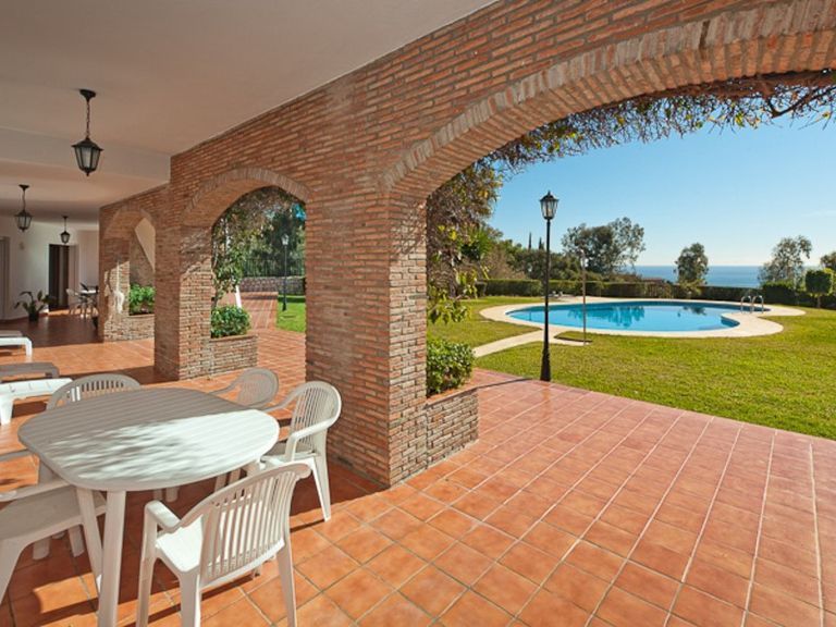 Property thumbnail 2
