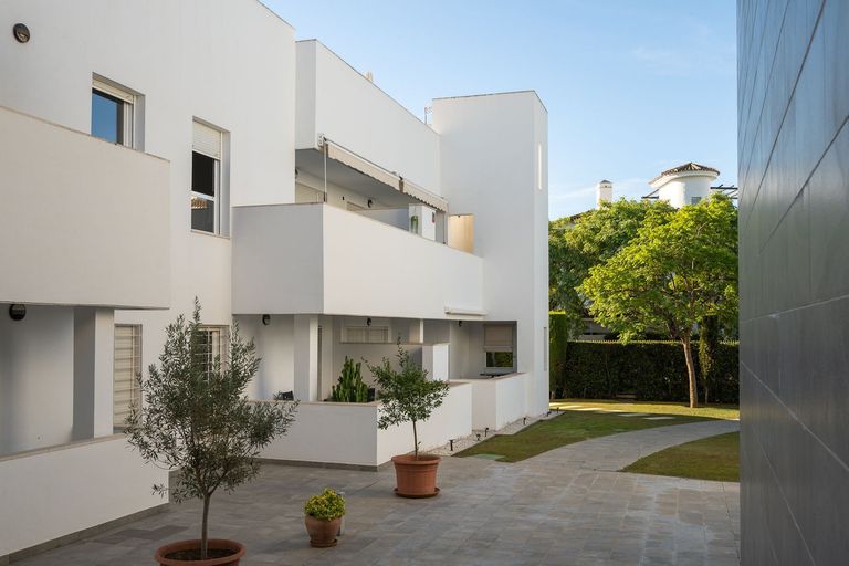 Property thumbnail 4