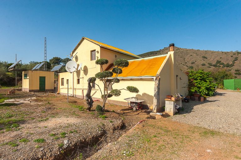 Property thumbnail 2