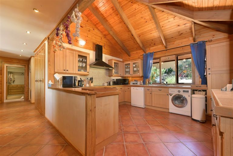 Property thumbnail 3