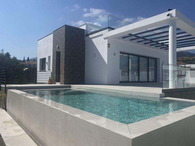 Property thumbnail 1