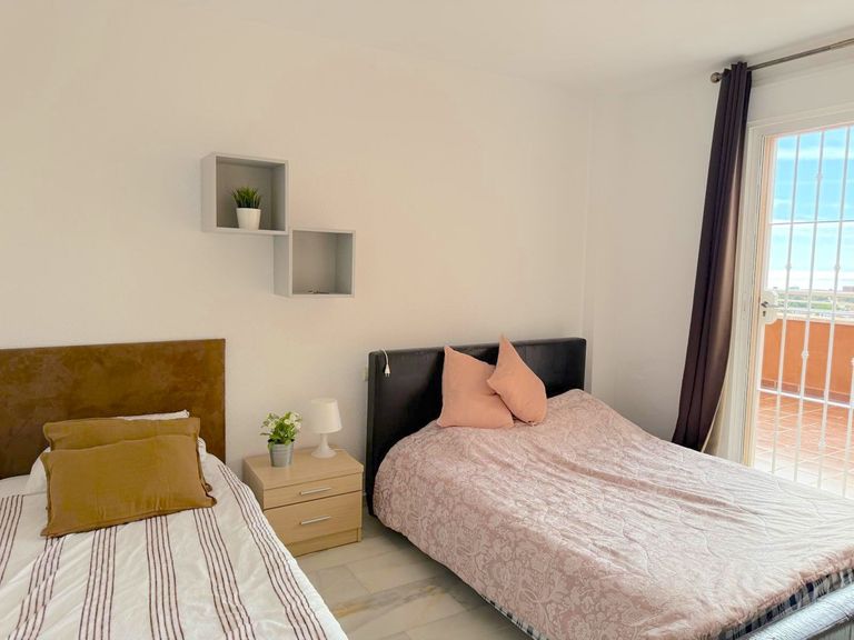 Property thumbnail 10