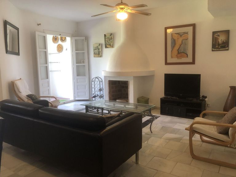 Property thumbnail 2