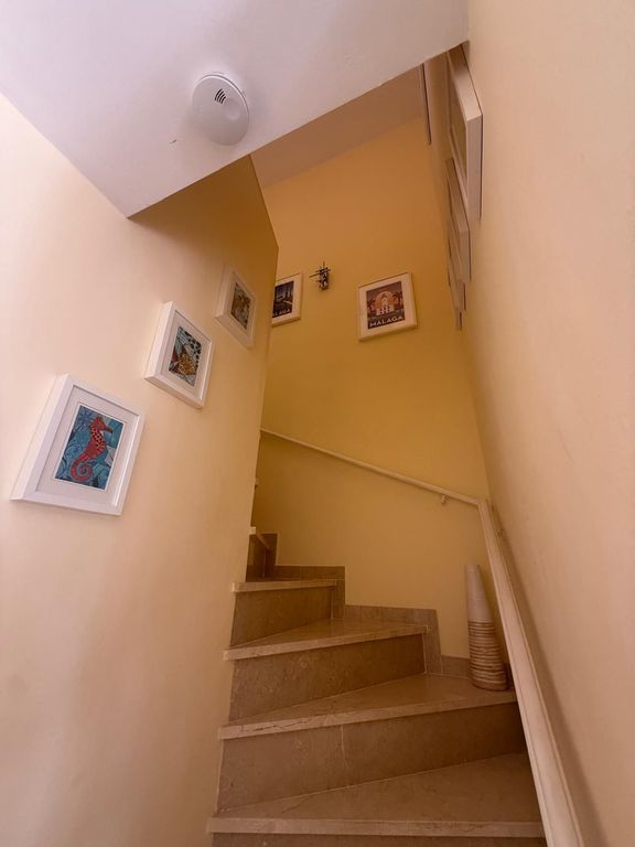 Property thumbnail 23